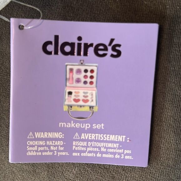 Girl’s Claire's Club Holographic Kids Travel Makeup Set - Picture 4 of 11